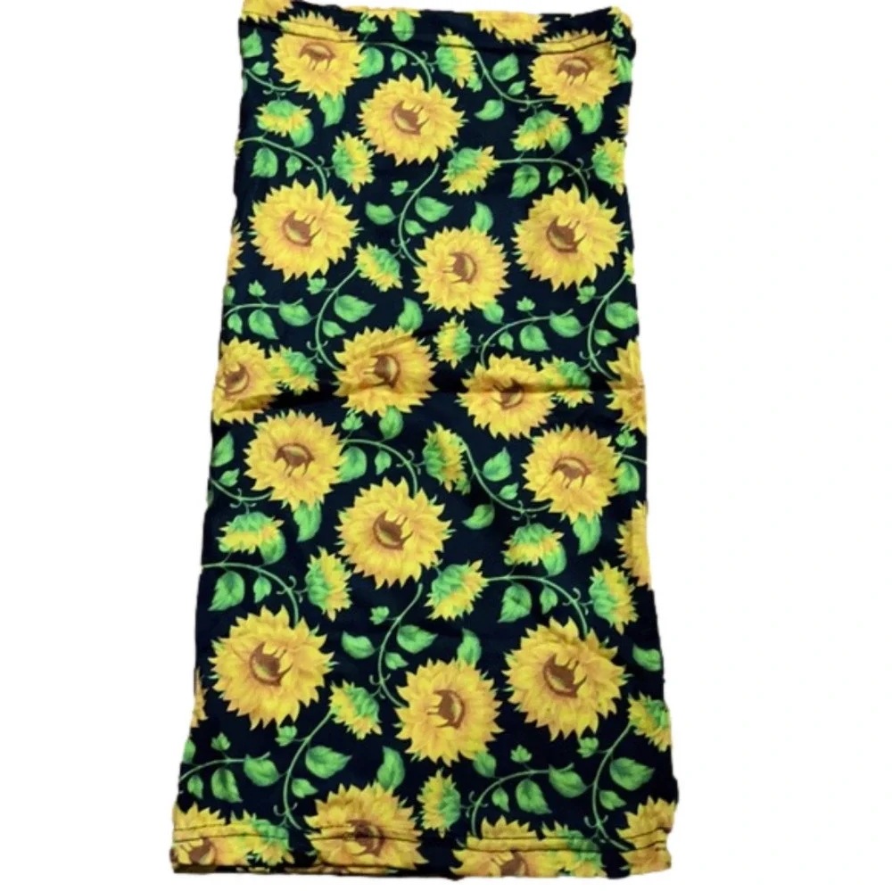 6/$20 New long sunflower neck gaiter